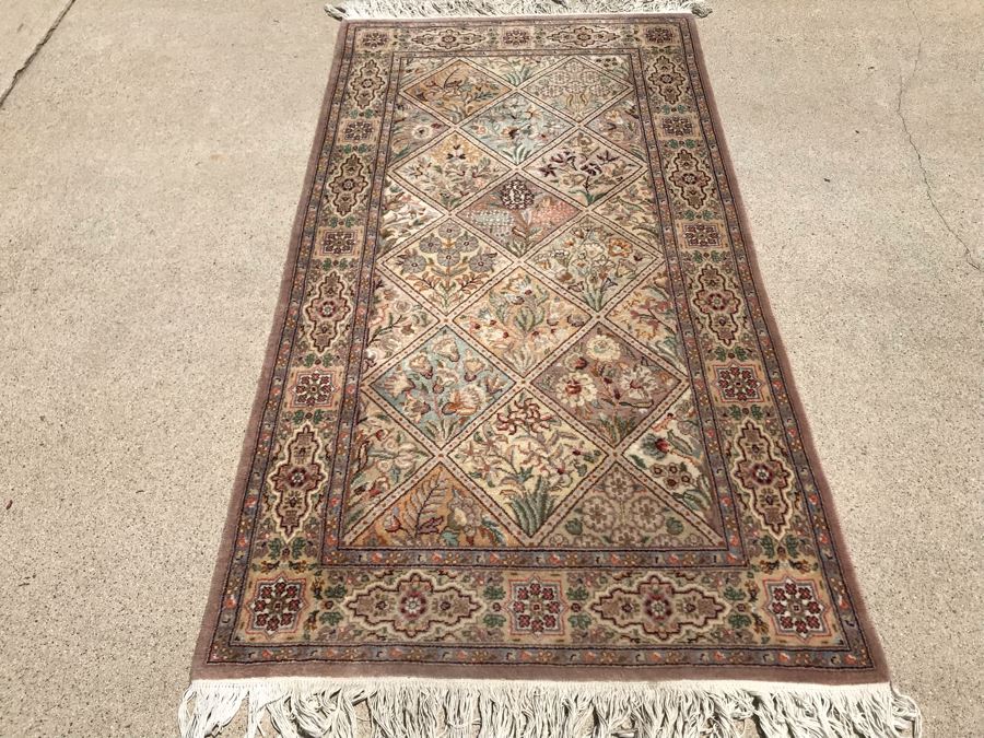 Vintage Handmade Persian Area Rug 2'5' X 4'9' Apx. 250 knots / sq. in. [Photo 3]