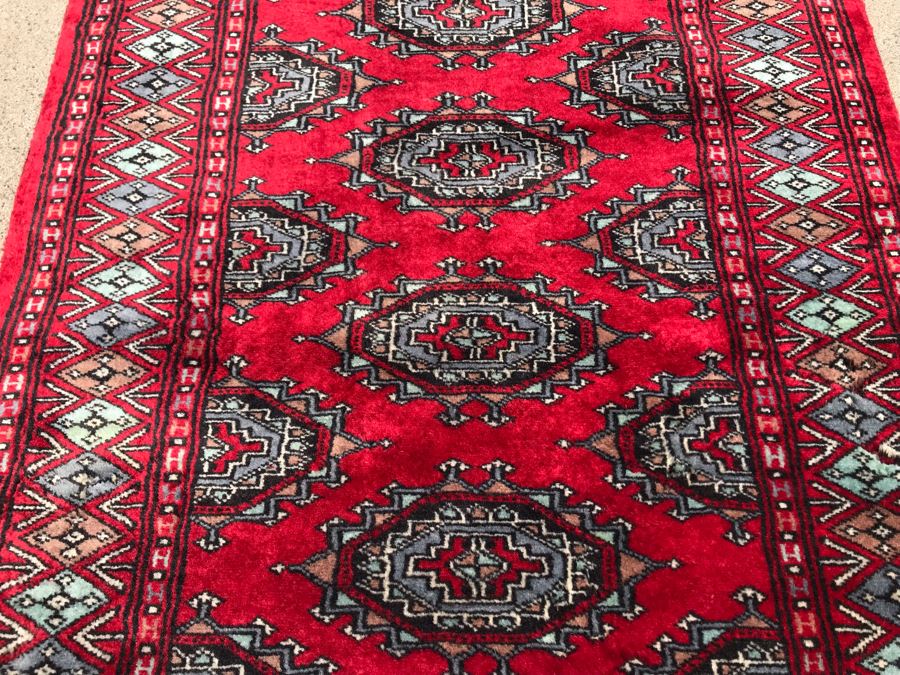 Vintage Handmade Persian Area Rug 2'1' X 3'5' Apx. 400 knots / sq. in. [Photo 3]