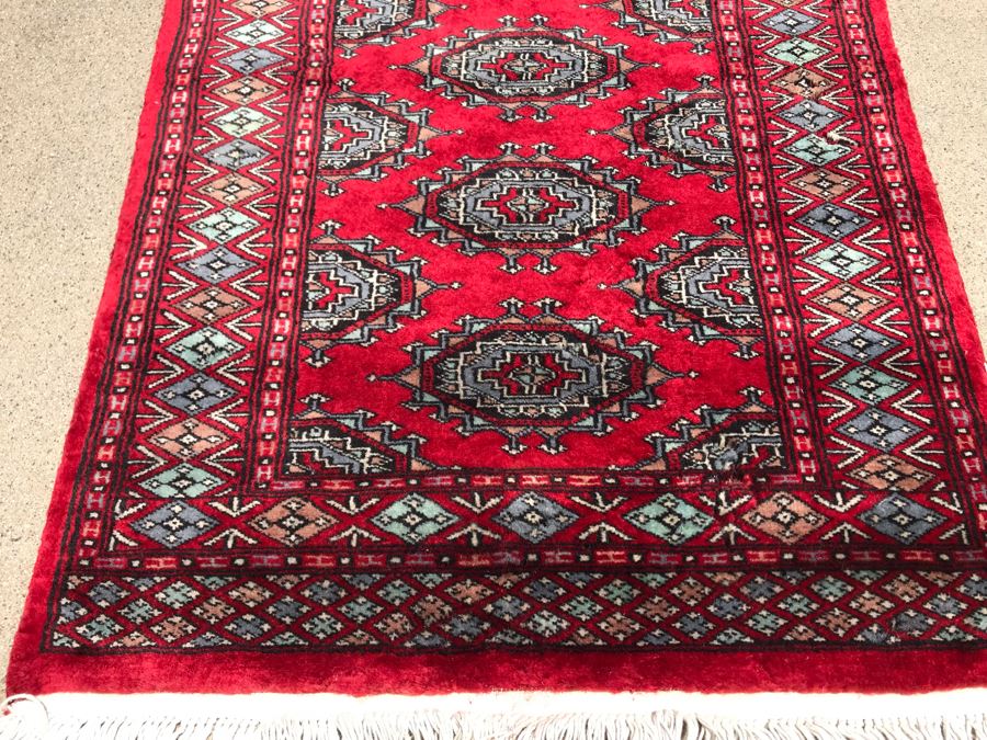 Vintage Handmade Persian Area Rug 2'1' X 3'5' Apx. 400 knots / sq. in. [Photo 6]