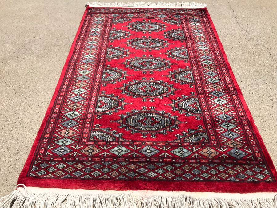 Vintage Handmade Persian Area Rug 2'1' X 3'5' Apx. 400 knots / sq. in. [Photo 4]
