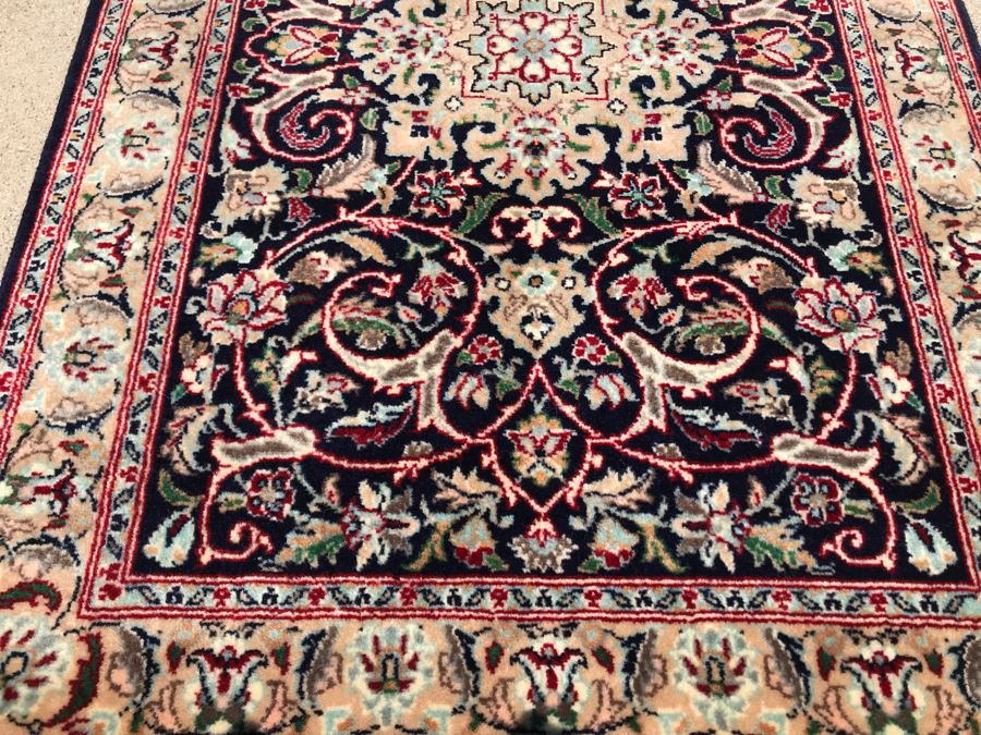 Vintage Handmade SIGNED Persian Area Rug 2' X 3'3' Apx. 290 knots / sq. in. [Photo 8]