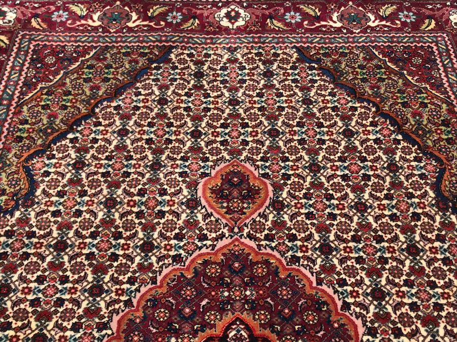 Vintage Handmade Finely Knotted Persian Area Rug Sarooq Design From Pakistan (Lahore) Wool Rug 4'1' X 6'6' Apx. 280 knots / sq. in. With Certificate Of Authenticity [Photo 13]