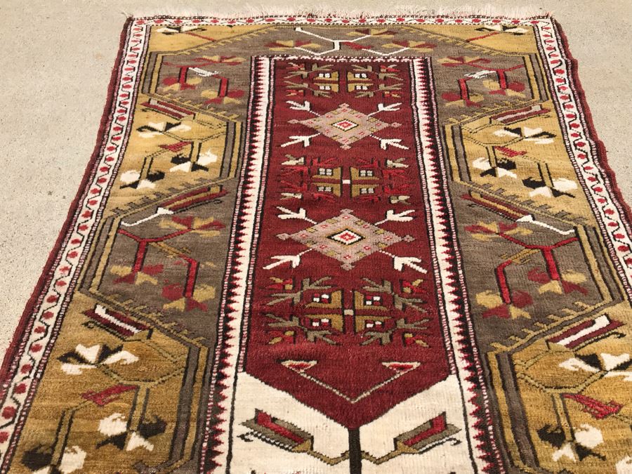 Vintage Handmade Perisan Area Rug 3'4' X 4'11' [Photo 5]