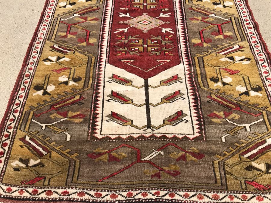 Vintage Handmade Perisan Area Rug 3'4' X 4'11' [Photo 4]