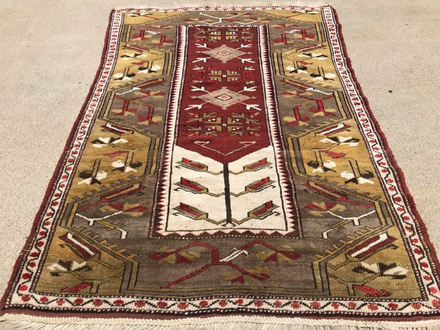 Vintage Handmade Perisan Area Rug 3'4' X 4'11' [Photo 2]