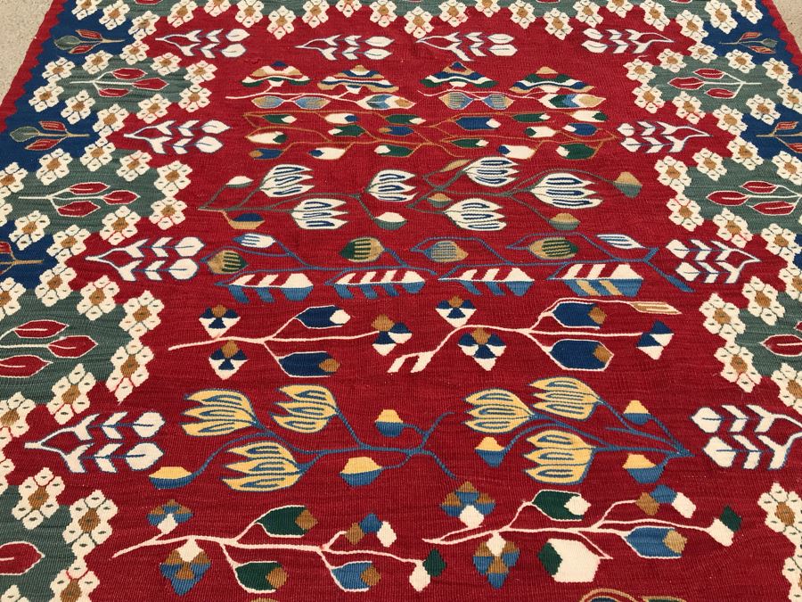 Beautiful Turkish Kilim Handmade Floral Pattern Area Rug 3'8' X 6'63 Apx. 140 knots / sq. in. [Photo 8]