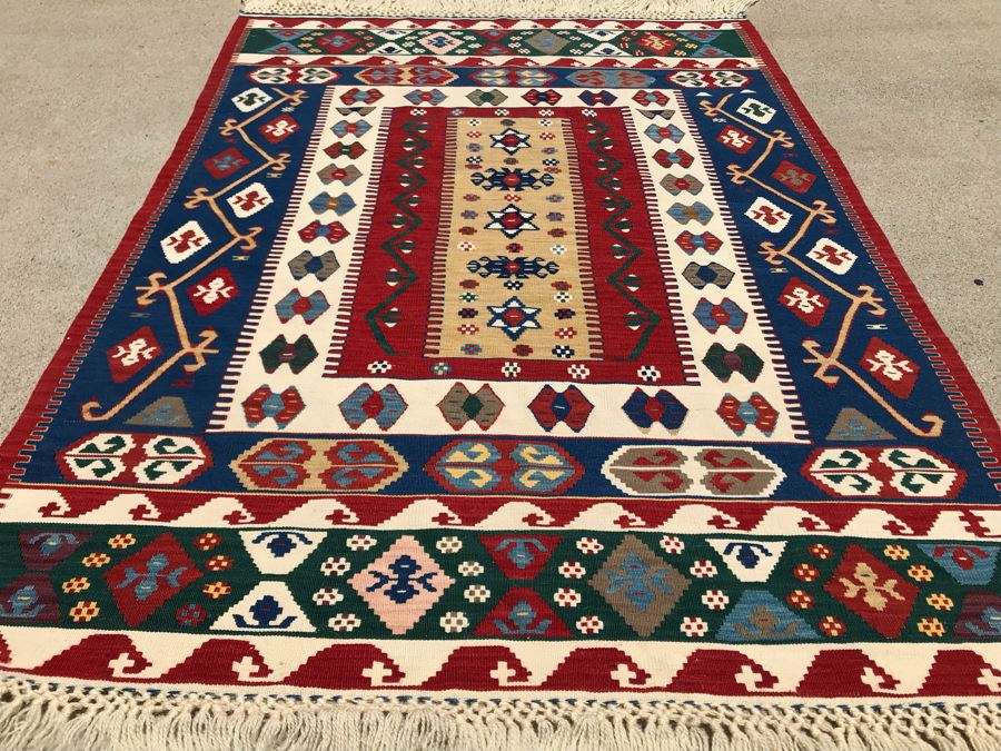 Beautiful Turkish Kilim Handmade Tribal Pattern Area Rug 3'10' X 5'6' Apx. 225 knots / sq. in. [Photo 4]
