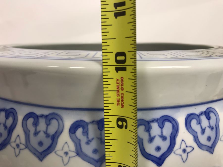 Chinese Blue & White Planter 12R X 10H [Photo 8]
