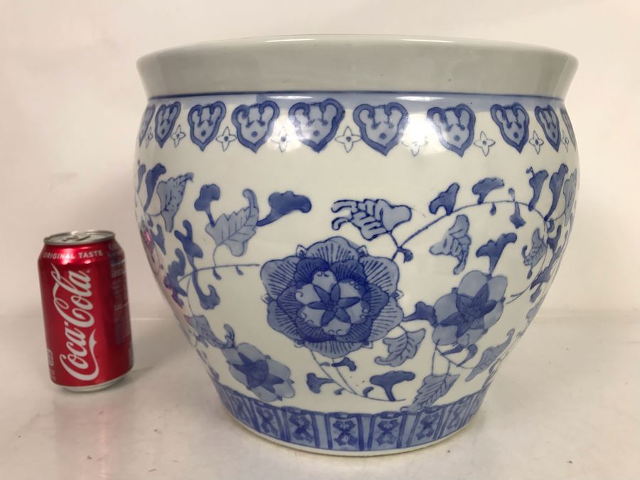 Chinese Blue & White Planter 12R X 10H [Photo 3]