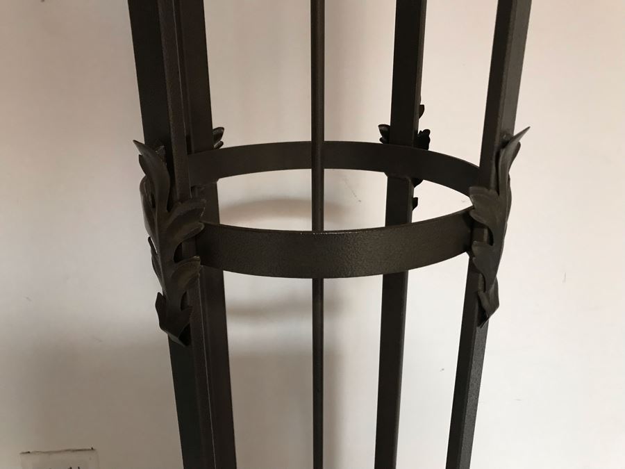 Large Freestanding Floor Lamp With Metal Base Heavy 7'H [Photo 5]