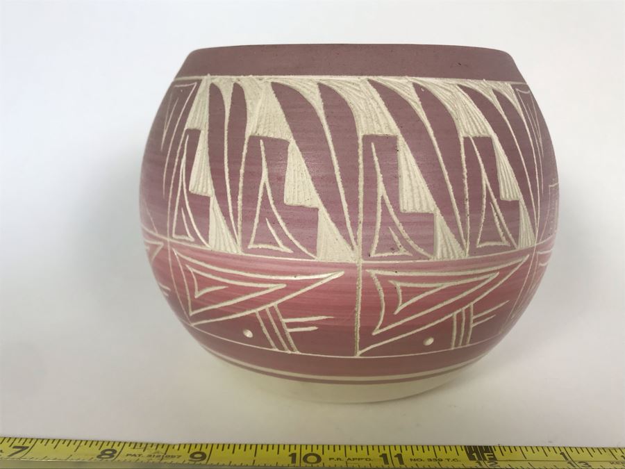 Signed Native American Hozoni Pottery Hand Painted 6W X 5H [Photo 7]