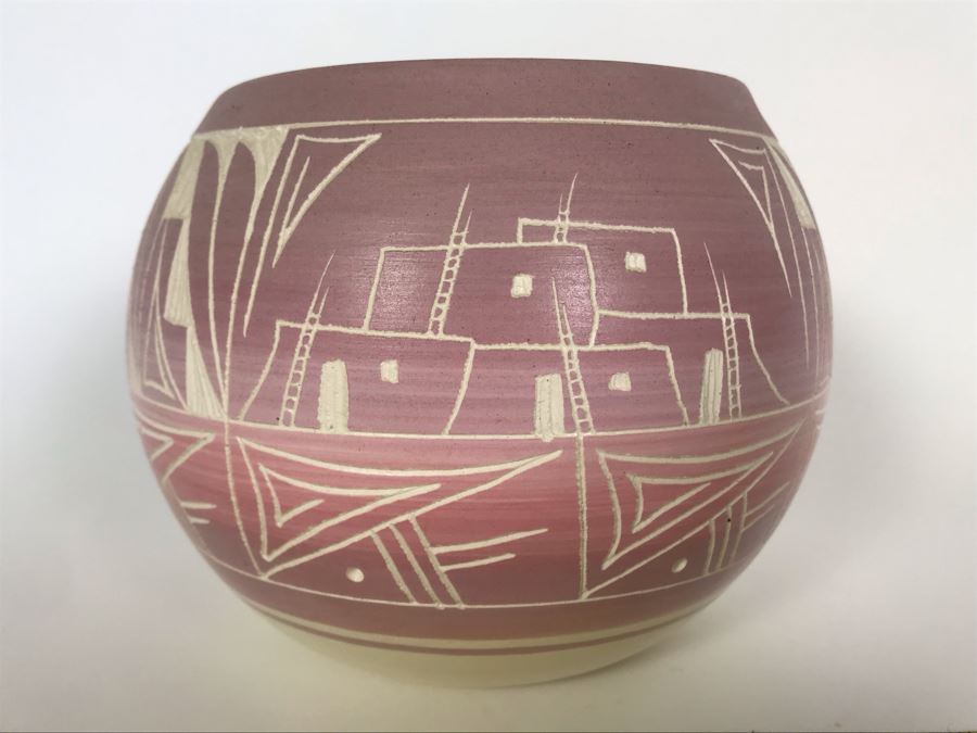 Signed Native American Hozoni Pottery Hand Painted 6W X 5H [Photo 6]