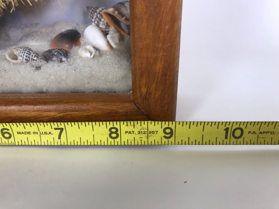 Vintage Hawaiian Doll In Shadowbox Frame 9W X 2.5D X 11H [Photo 10]