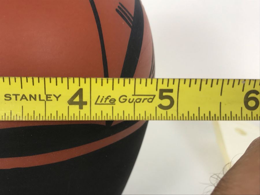 Signed Native American Pottery Beverly House Ute Mountain Tribe R-21 5W X 6H [Photo 7]