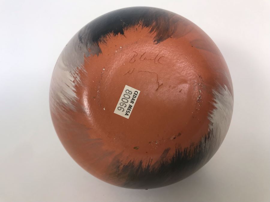 Signed Native American Pottery Signature Illegible From Cedar Mesa Pottery 6 X 9