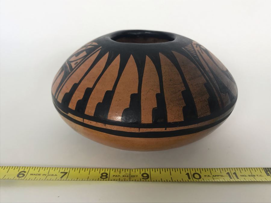 Jerry Whitethorne Native American Pottery Pot Shonto Az Vine Navajo 6 X 3 [Photo 3]