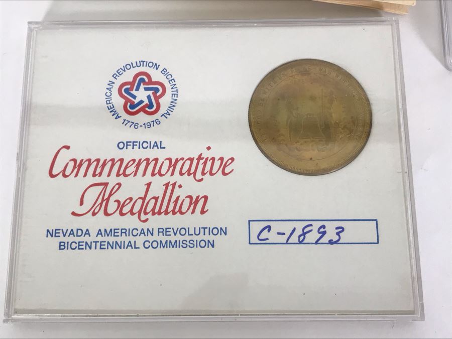 1971 United States Proof Set And Pair Of Official Commemoratie Medallions - Nevada American Revolution Bicentennial Commission [Photo 5]