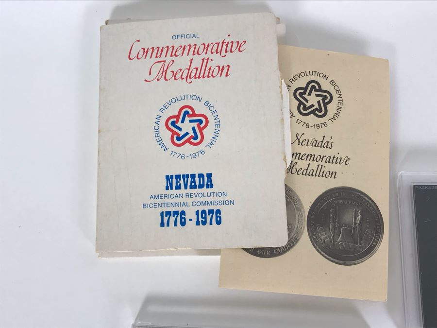 1971 United States Proof Set And Pair Of Official Commemoratie Medallions - Nevada American Revolution Bicentennial Commission [Photo 11]