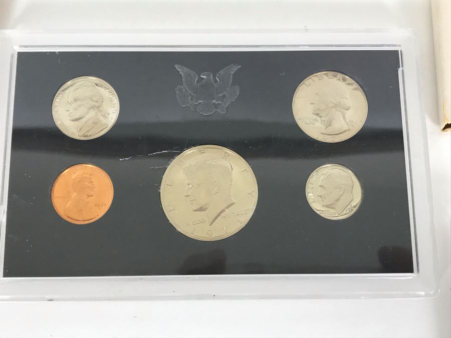 1971 United States Proof Set And Pair Of Official Commemoratie Medallions - Nevada American Revolution Bicentennial Commission [Photo 2]