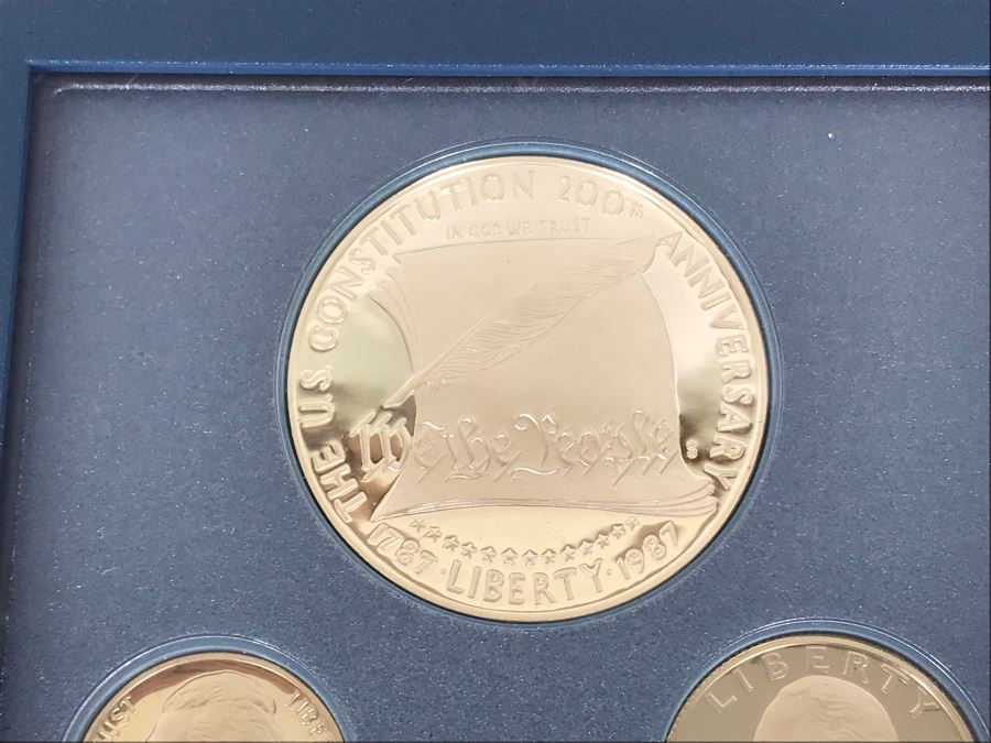 United States 1987 Prestige Mint Coin Set [Photo 3]