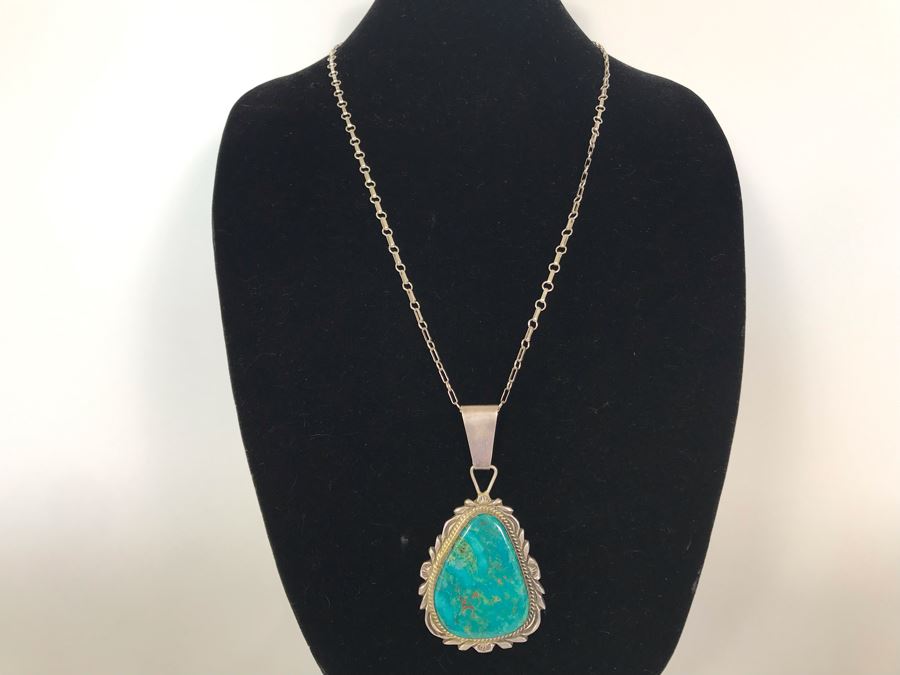Vintage Native American Navajo Turquoise Pendant With Sterling Chain Necklace 64.8g [Photo 2]