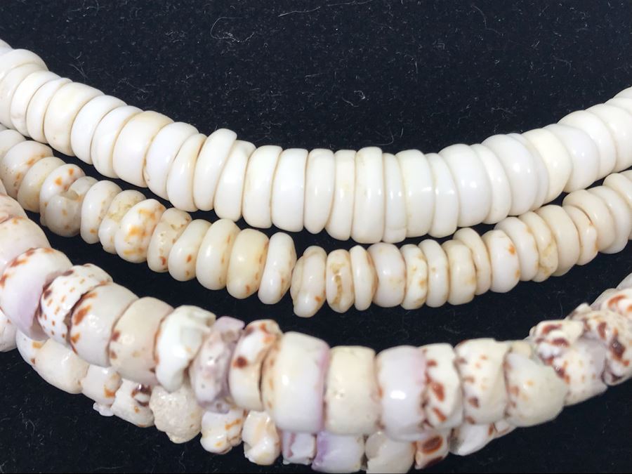 Set Of Four Beaded Shell Necklaces [Photo 4]