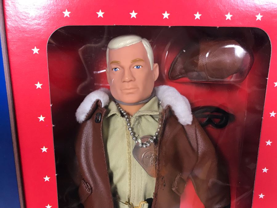 Limited Edition G.I. Joe Action Pilot WWII 50th Anniversary Commemorative Edition [Photo 9]