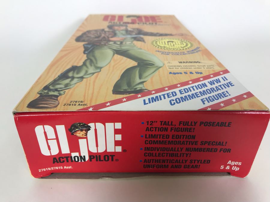 Limited Edition G.I. Joe Action Pilot WWII 50th Anniversary Commemorative Edition [Photo 13]