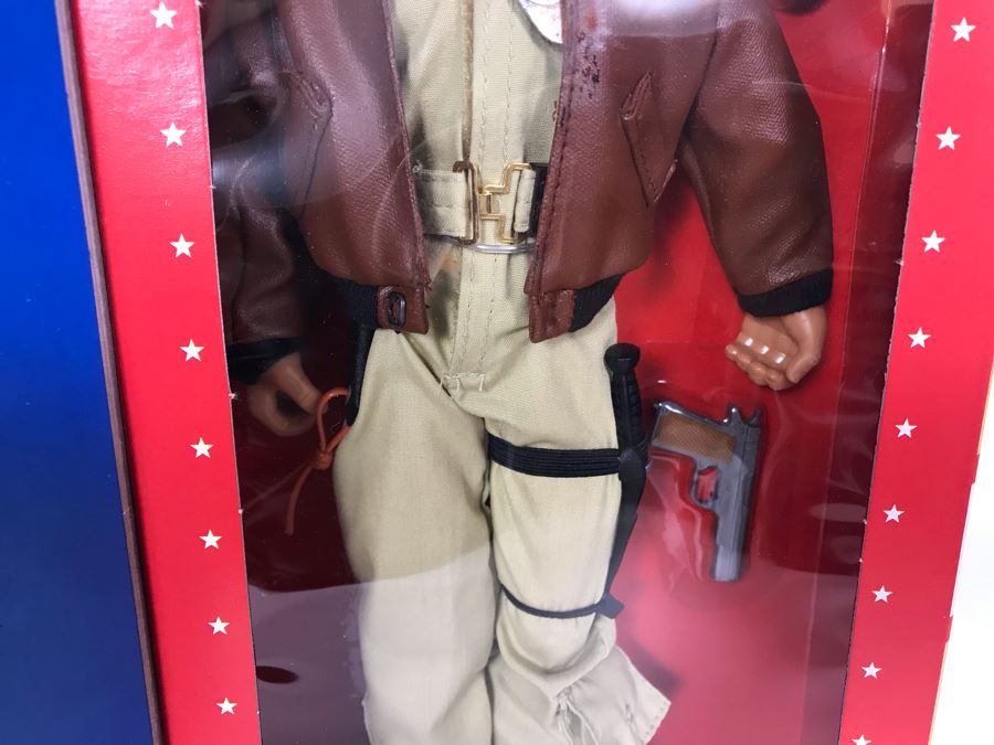 Limited Edition G.I. Joe Action Pilot WWII 50th Anniversary Commemorative Edition [Photo 10]