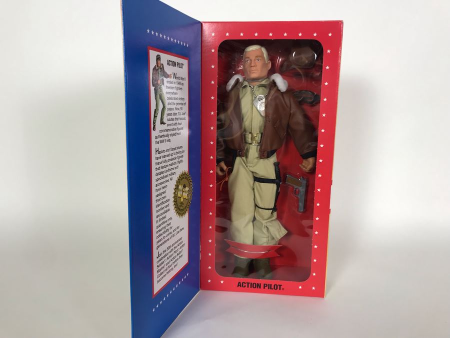 Limited Edition G.I. Joe Action Pilot WWII 50th Anniversary Commemorative Edition [Photo 4]