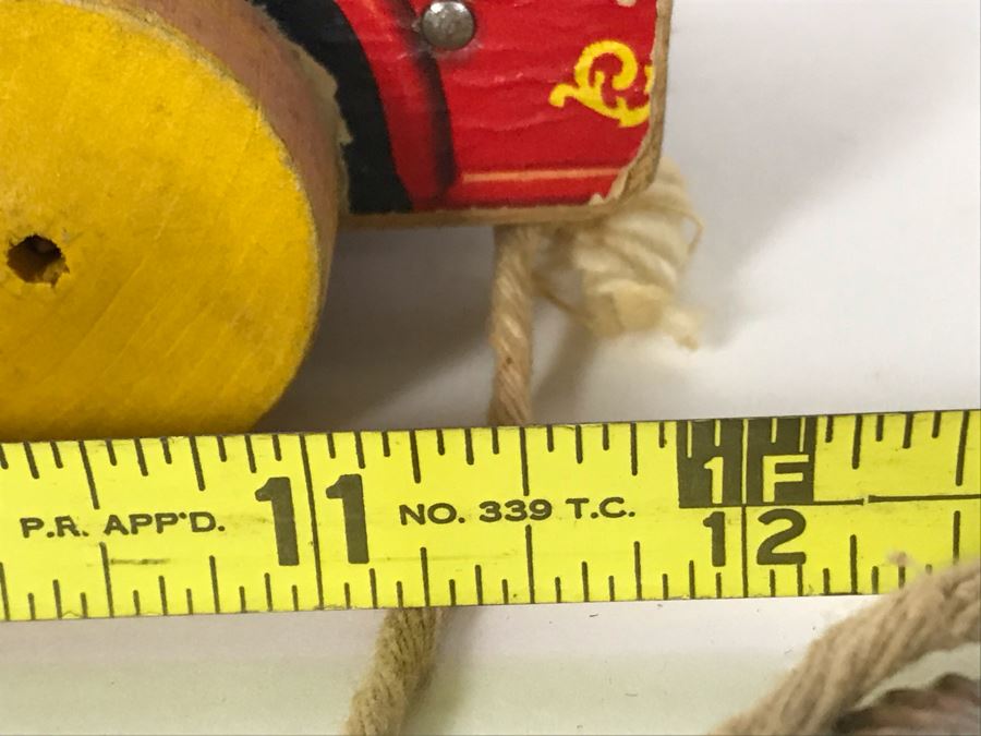 Old Wooden Fisher Price Toys Winky-Blinky Fire Truck 200 12W [Photo 12]