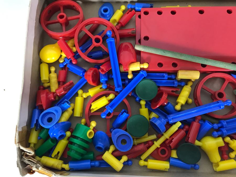 Vintage 1955 Walt Disney's Mickey Mouse Club Krazy Ikes Construction Set [Photo 9]