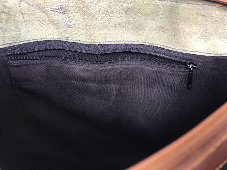 Leather Dooney & Bourke Handbag 13W X 10H [Photo 8]