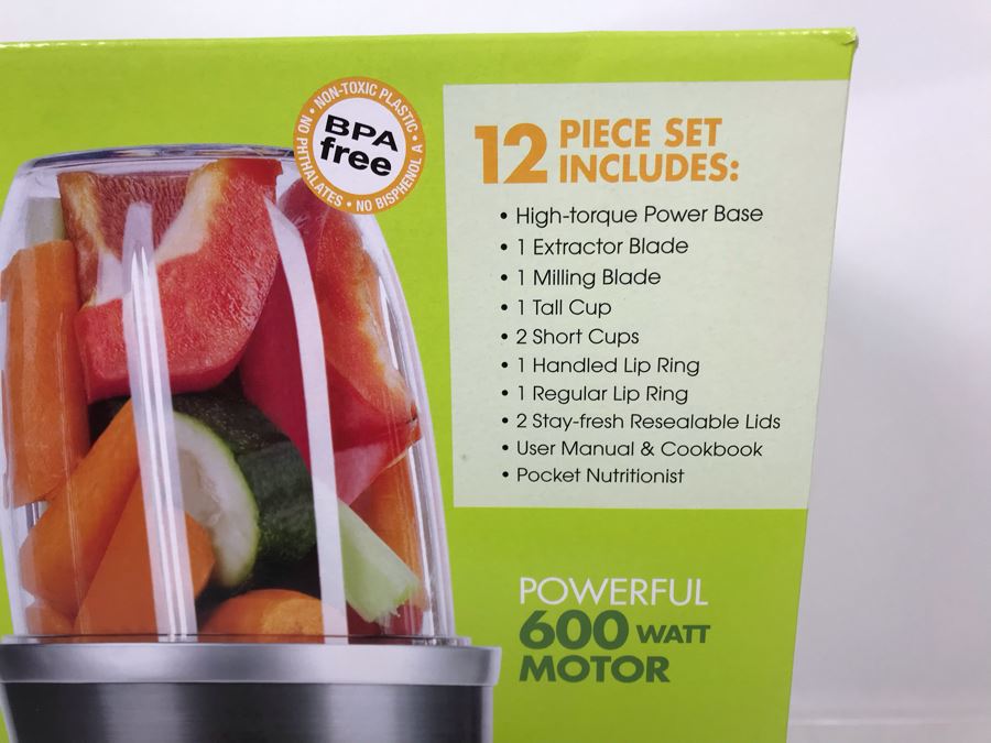 New Magic Bullet Nutri Bullet 12 Piece Set With Book [Photo 3]