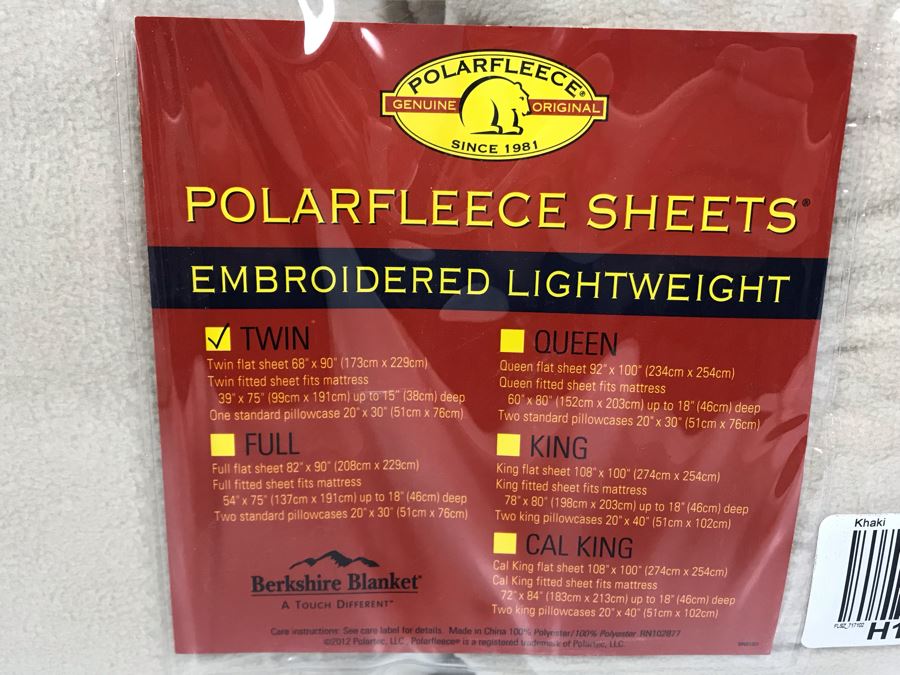New PolarFleece Sheets Twin Size Set Includes: Flat Sheet, Fitted Sheet And Standard Pillowcase [Photo 2]
