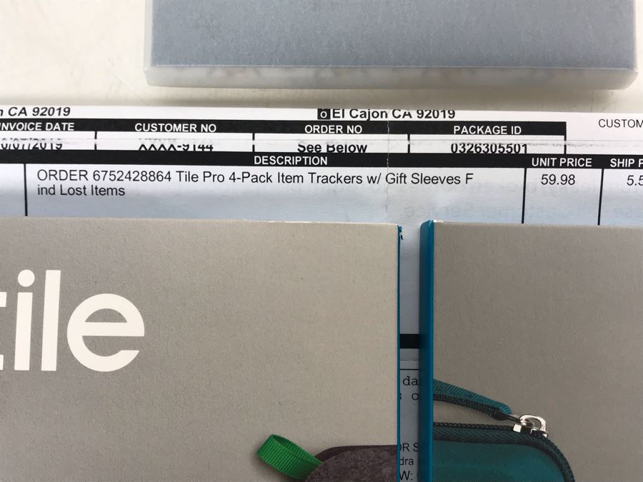 New Tile Pro 4-Pack Item Trackers With Gift Sleeves Find Lost Items [Photo 3]