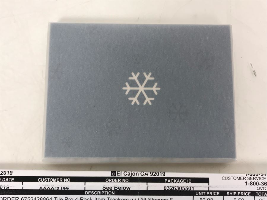 New Tile Pro 4-Pack Item Trackers With Gift Sleeves Find Lost Items [Photo 4]