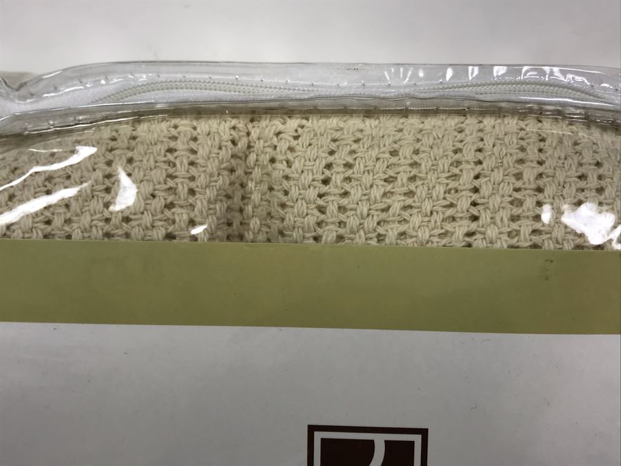 New The Concierge Collection 100% Cotton Twin Blanket In Ivory [Photo 3]