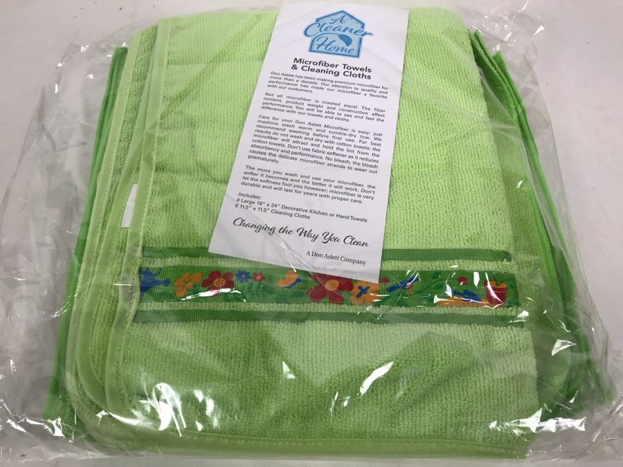 New Set Of 4 Microfiber Towels And 6 Cleaning Cloths [Photo 2]