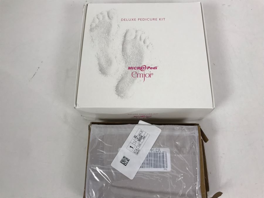 New Deluxe Pedicure Kit Micro-Pedi Emjoi And New Micro-Pedi [Photo 9]