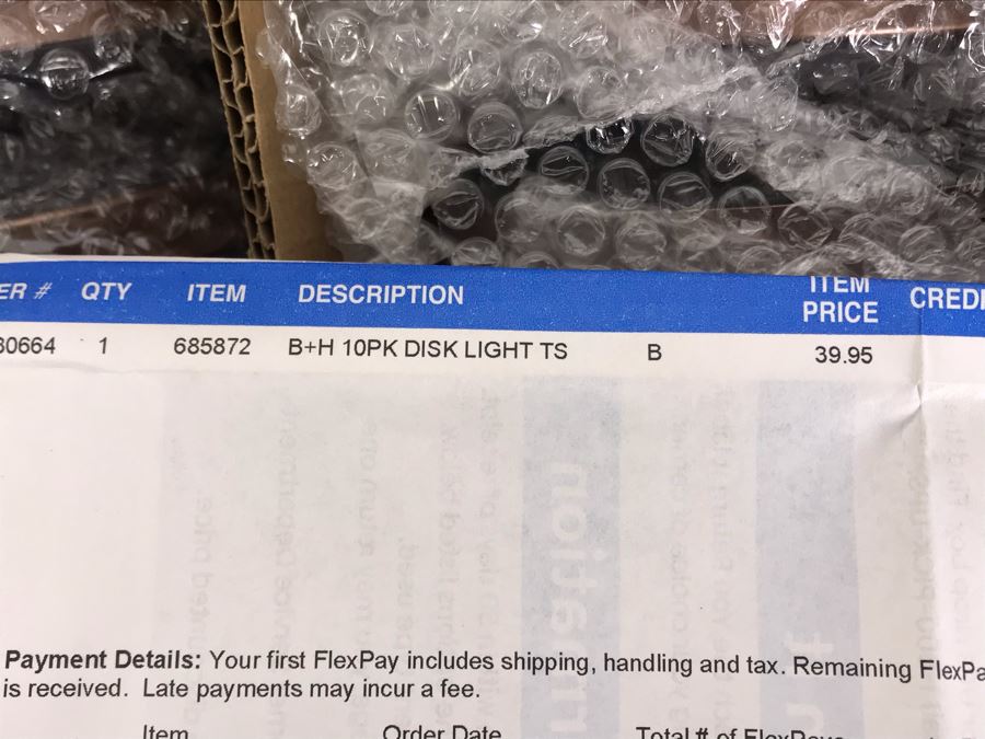 New 10-Pack Of Bell & Howell Disk Lights [Photo 4]