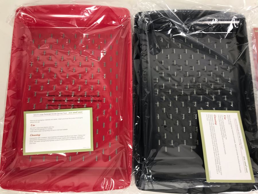 New Set Of Four Large Rectangle NonSlip Serving Trays In Black And Red Plus Functionaire Funnel-Board Kit FBK-04 [Photo 3]