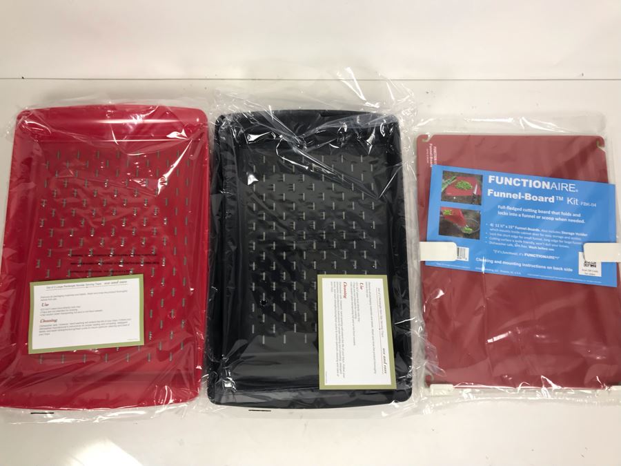 New Set Of Four Large Rectangle NonSlip Serving Trays In Black And Red Plus Functionaire Funnel-Board Kit FBK-04