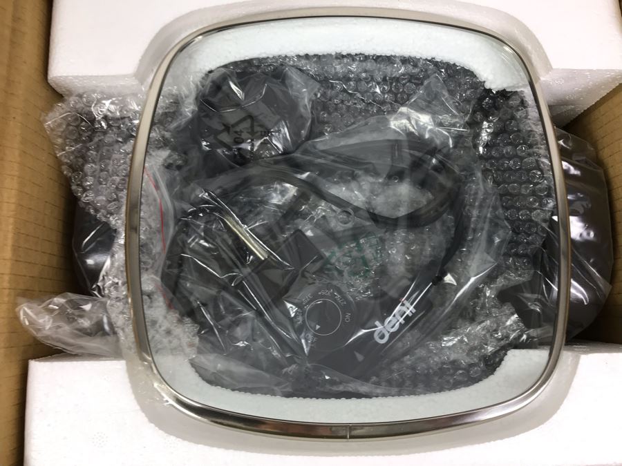 New Deni Electric Skillet 8 X 8in Model 8280 [Photo 3]