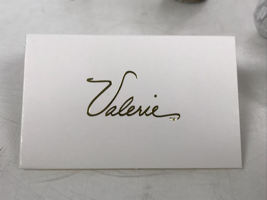 New Valerie Deer Decorations [Photo 4]