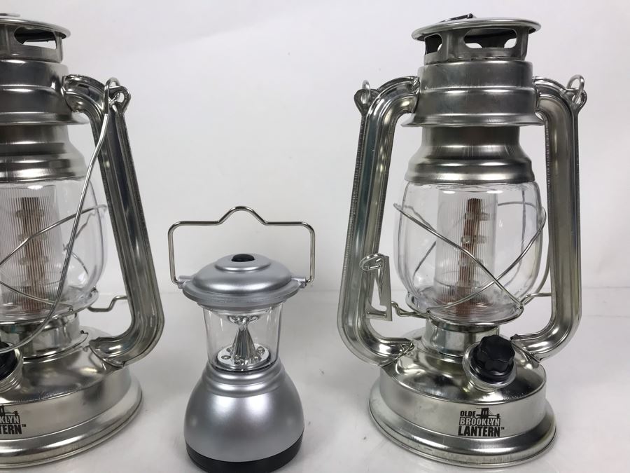 Olde Brooklyn Battery Powered Lanterns [Photo 6]