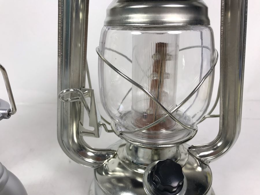 Olde Brooklyn Battery Powered Lanterns [Photo 7]