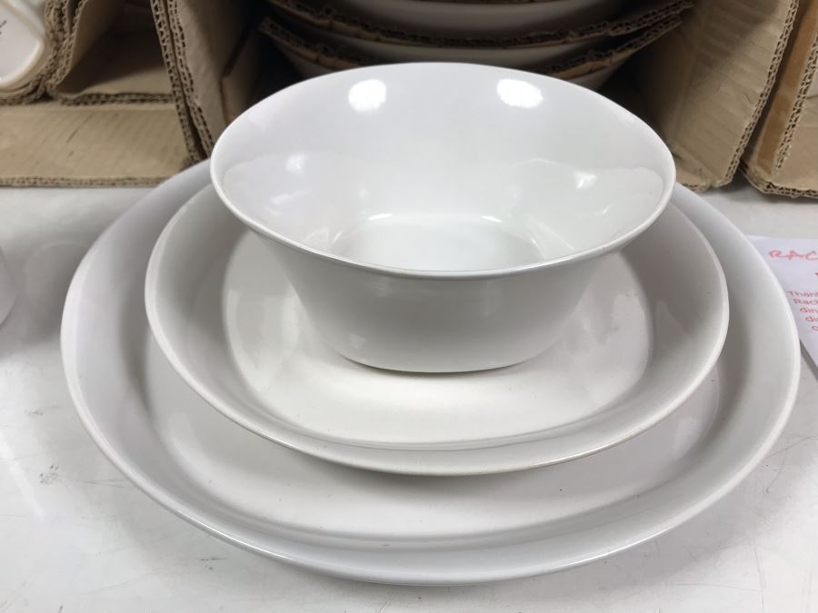 New Rachael Ray Dinnerware Set Serving For Four Dishes, Bowls, Coffee Cups In White [Photo 4]