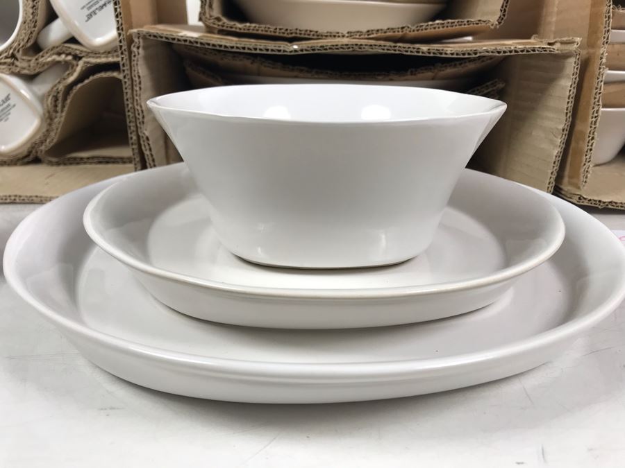 New Rachael Ray Dinnerware Set Serving For Four Dishes, Bowls, Coffee Cups In White [Photo 3]