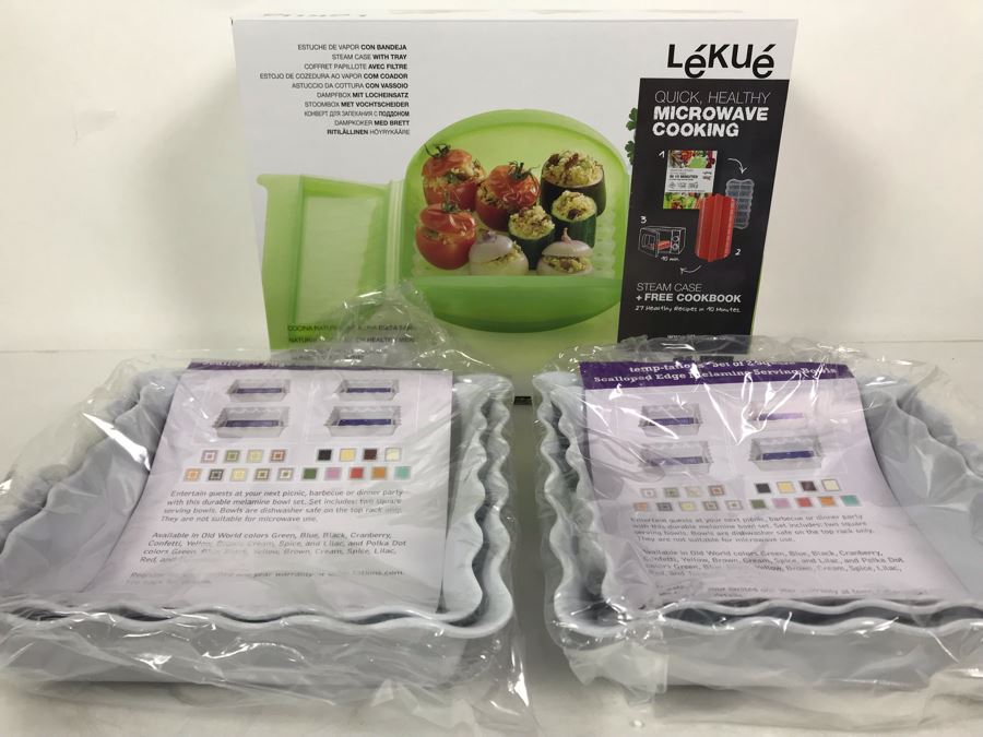 New Set Of Four Square Scalloped Edge Melamine Serving Bowls By Temptations And New Lekue Microwave Cooking Steam Case With Tray [Photo 1]